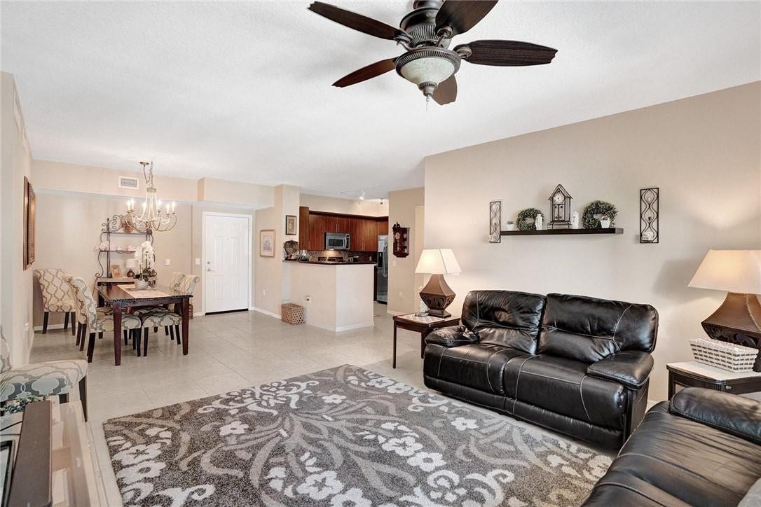 2401 NE 65 Street, #1-303, Fort Lauderdale, FL 33308 Photo 10