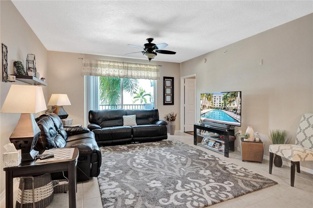 2401 NE 65 Street, #1-303, Fort Lauderdale, FL 33308 Photo 3