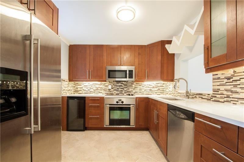 321 SE 3rd Street, #602, Dania Beach, FL 33004
