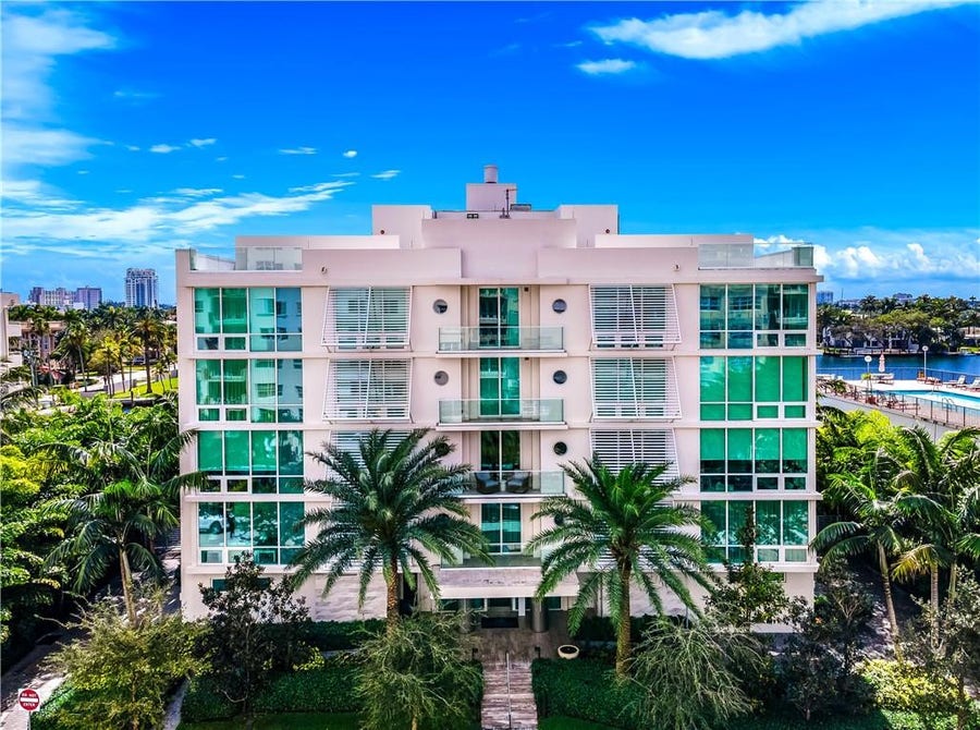 Property photo for 353 Sunset Drive, #PH02, Fort Lauderdale, FL