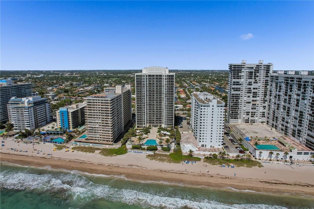 4240 Galt Ocean Drive, #2402, Fort Lauderdale, FL 33308 4240 Galt Ocean Drive, #2402, Fort Lauderdale, FL 33308