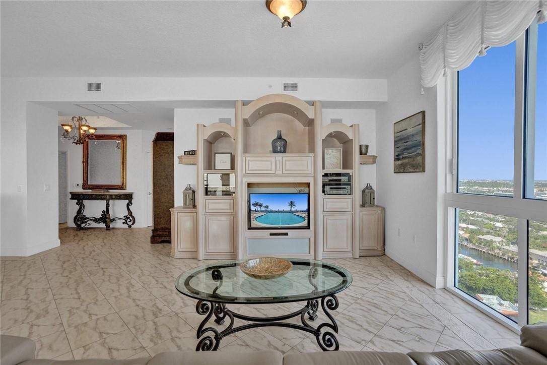 4240 Galt Ocean Drive, #2402, Fort Lauderdale, FL 33308 4240 Galt Ocean Drive, #2402, Fort Lauderdale, FL 33308