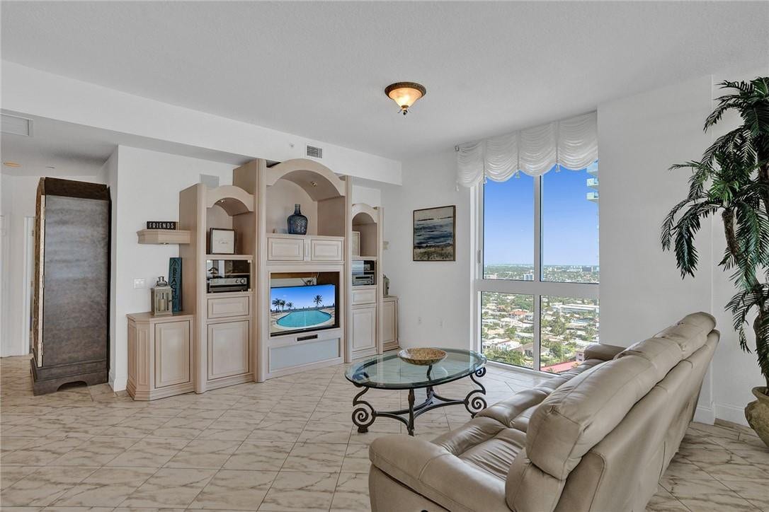 4240 Galt Ocean Drive, #2402, Fort Lauderdale, FL 33308 4240 Galt Ocean Drive, #2402, Fort Lauderdale, FL 33308