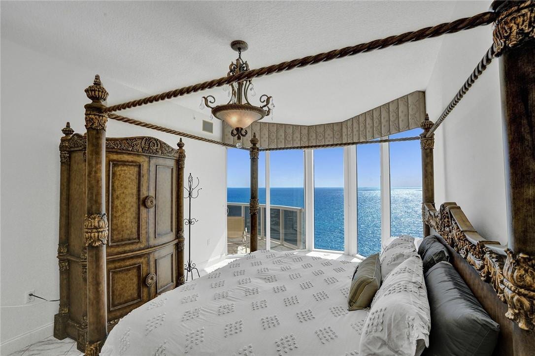 4240 Galt Ocean Drive, #2402, Fort Lauderdale, FL 33308 4240 Galt Ocean Drive, #2402, Fort Lauderdale, FL 33308