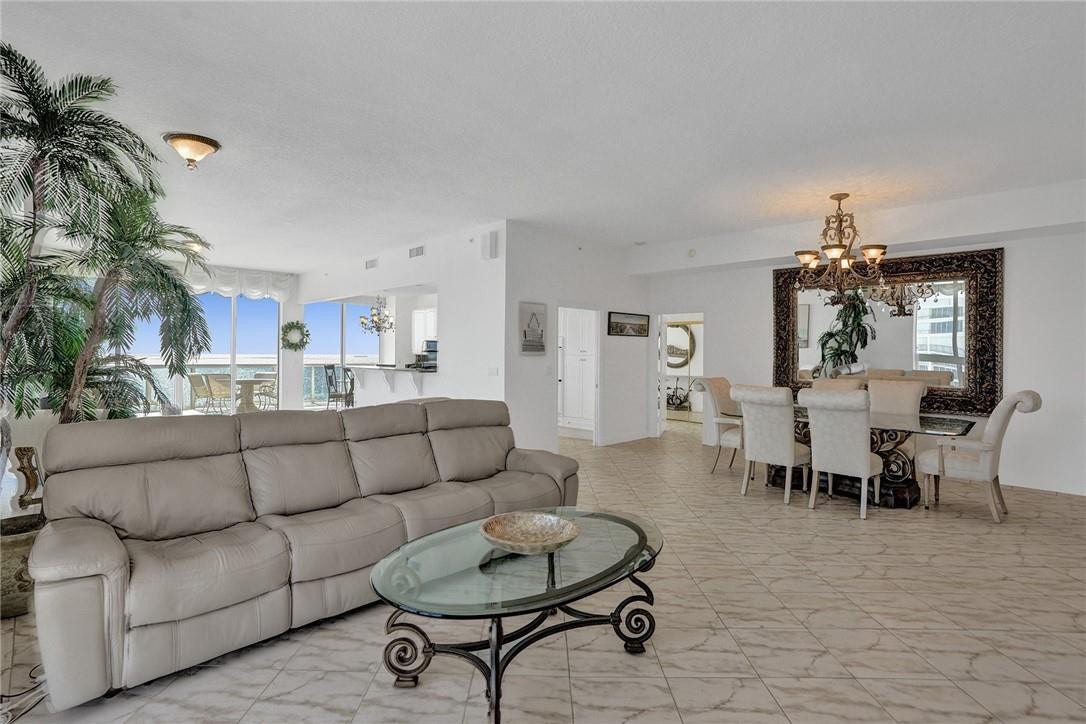 4240 Galt Ocean Drive, #2402, Fort Lauderdale, FL 33308 4240 Galt Ocean Drive, #2402, Fort Lauderdale, FL 33308