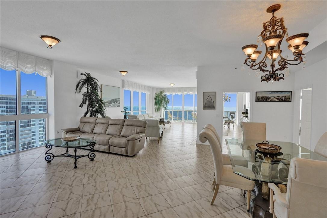 4240 Galt Ocean Drive, #2402, Fort Lauderdale, FL 33308 4240 Galt Ocean Drive, #2402, Fort Lauderdale, FL 33308