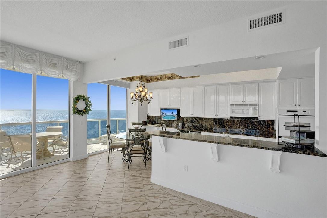 4240 Galt Ocean Drive, #2402, Fort Lauderdale, FL 33308 4240 Galt Ocean Drive, #2402, Fort Lauderdale, FL 33308