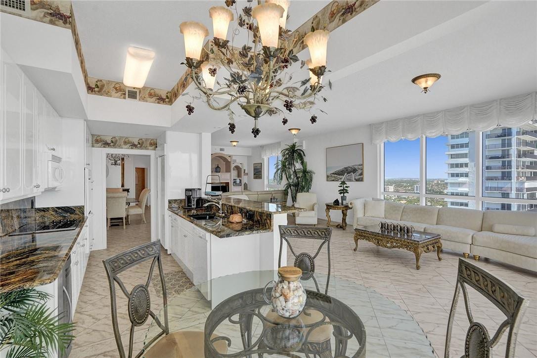 4240 Galt Ocean Drive, #2402, Fort Lauderdale, FL 33308 4240 Galt Ocean Drive, #2402, Fort Lauderdale, FL 33308