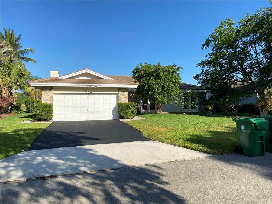 Property photo for 11711 Spinnaker Way, Cooper City, FL