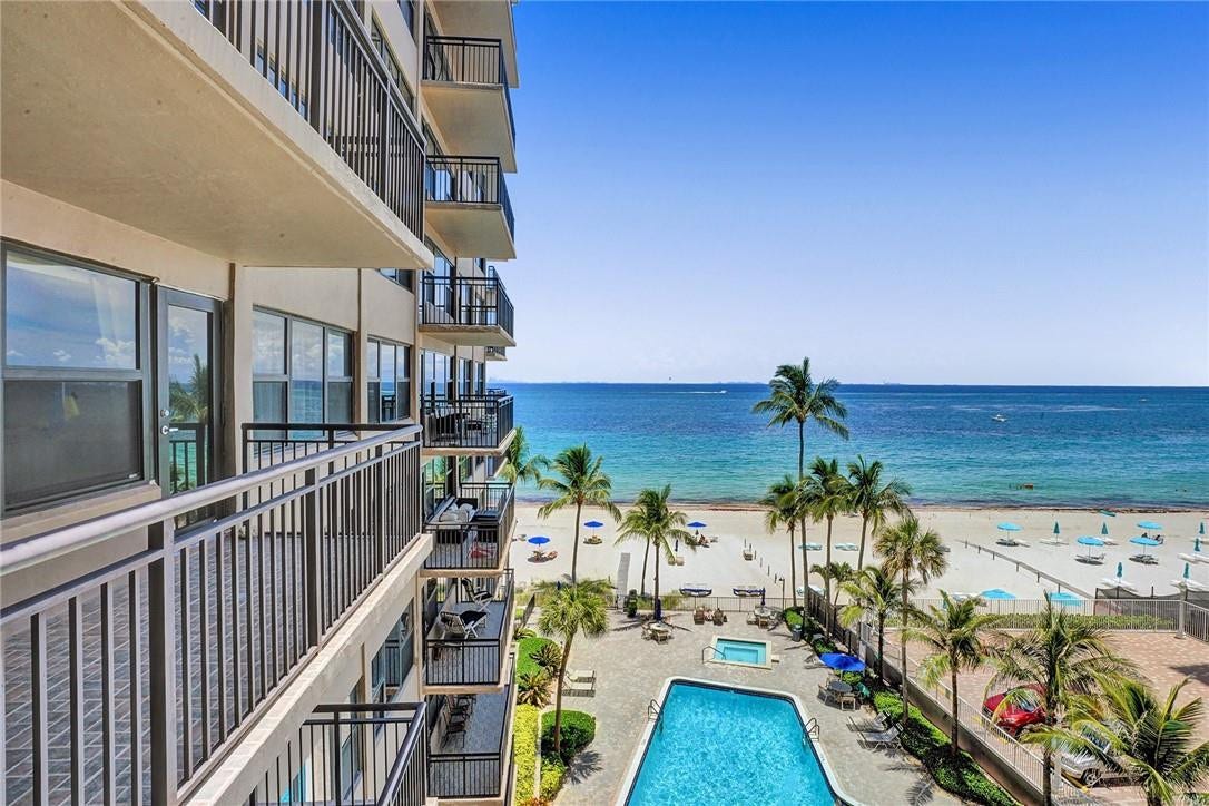 3800 Galt Ocean Drive, #314, Fort Lauderdale, FL 33308 Common area view not unit balcony
