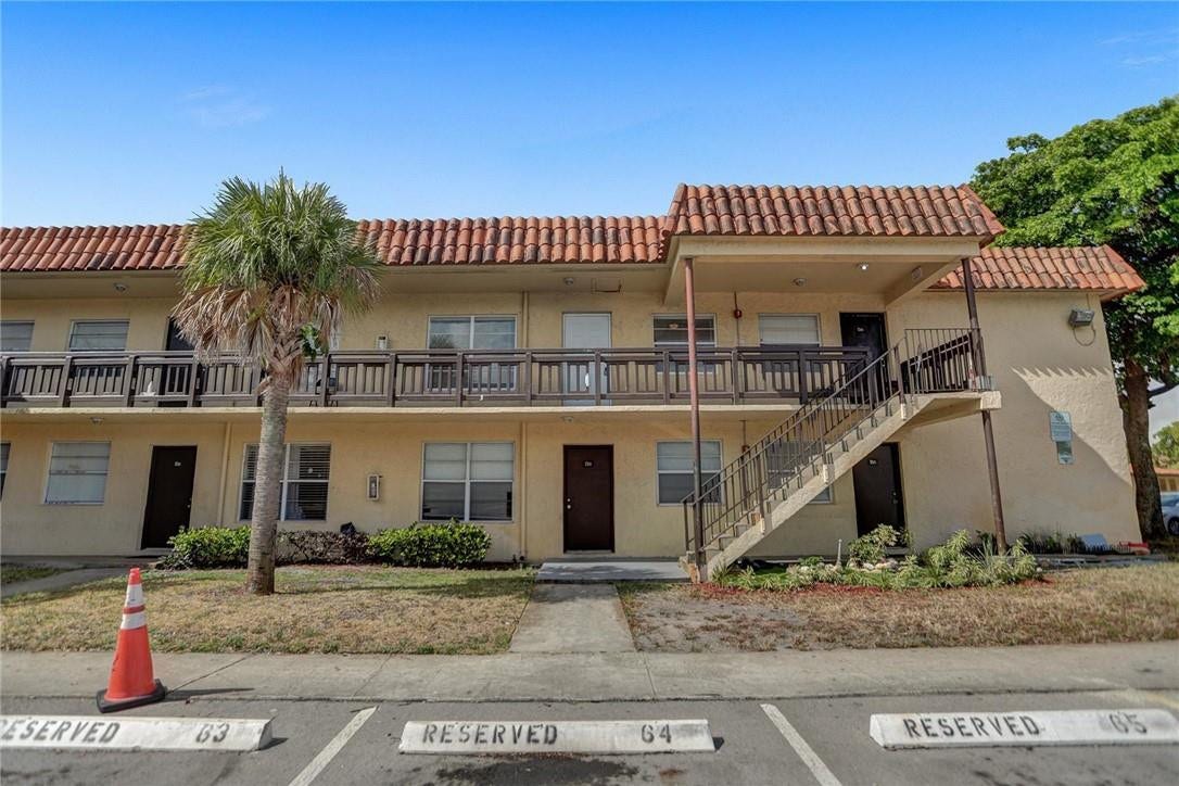 1331 S Dixie Highway, #323, Deerfield Beach, FL 33441