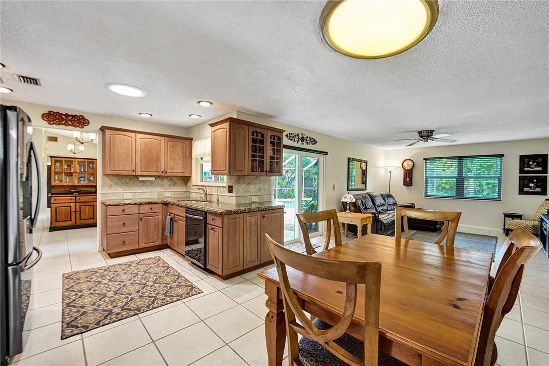 5541 Windover Way, Davie, FL 33331 Photo 9