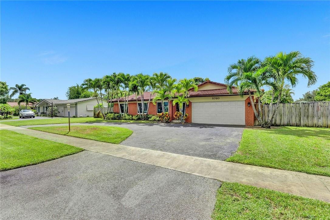 5760 SW 7th Street, Plantation, Plantation, FL 33317 5760 SW 7th Street, Plantation, Plantation, FL 33317