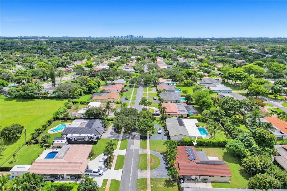 5760 SW 7th Street, Plantation, Plantation, FL 33317 5760 SW 7th Street, Plantation, Plantation, FL 33317
