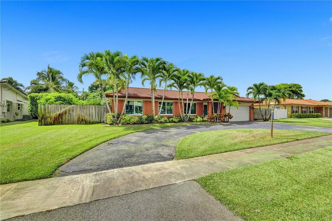 5760 SW 7th Street, Plantation, Plantation, FL 33317 5760 SW 7th Street, Plantation, Plantation, FL 33317