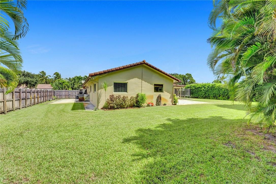 5760 SW 7th Street, Plantation, Plantation, FL 33317 5760 SW 7th Street, Plantation, Plantation, FL 33317