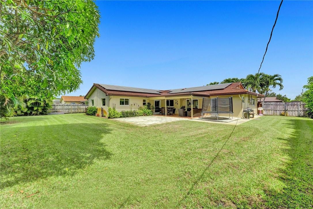 5760 SW 7th Street, Plantation, Plantation, FL 33317 5760 SW 7th Street, Plantation, Plantation, FL 33317