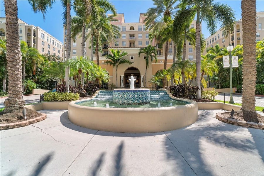 Property photo for 520 SE 5th Avenue, #201, Fort Lauderdale, FL