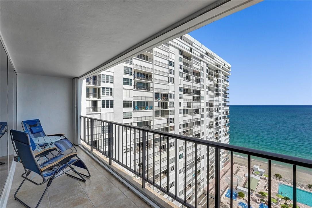 4280 Galt Ocean, #17B, Fort Lauderdale, FL 33308 4280 Galt Ocean, #17B, Fort Lauderdale, FL 33308