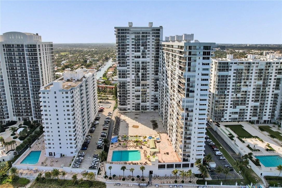 4280 Galt Ocean, #17B, Fort Lauderdale, FL 33308 4280 Galt Ocean, #17B, Fort Lauderdale, FL 33308