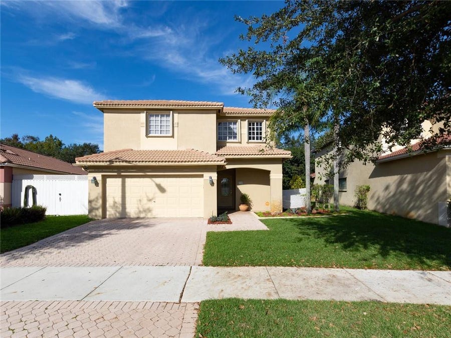 Property photo for 100 SW 206th Avenue, Pembroke Pines, FL