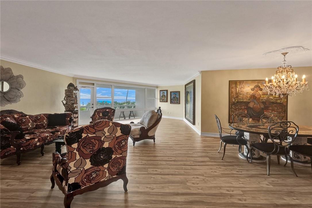 living/dinning room