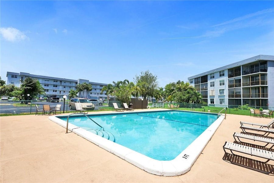 Property photo for 111 Royal Park Drive, #4D, Oakland Park, FL