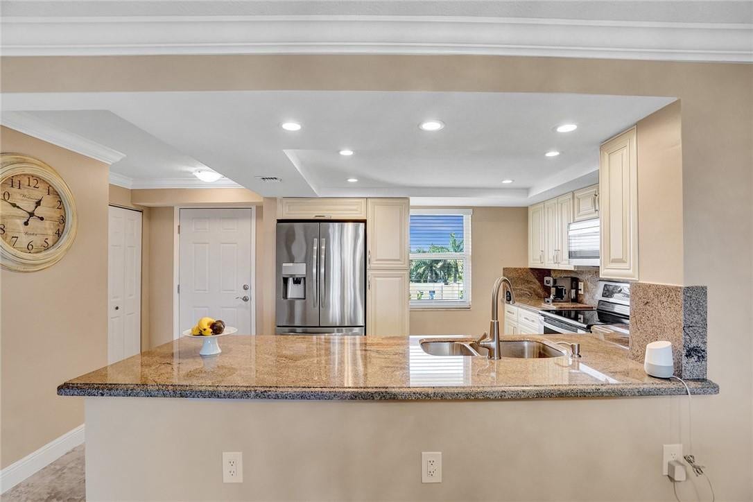 101 SE 3rd Avenue, #506, Dania Beach, FL 33004