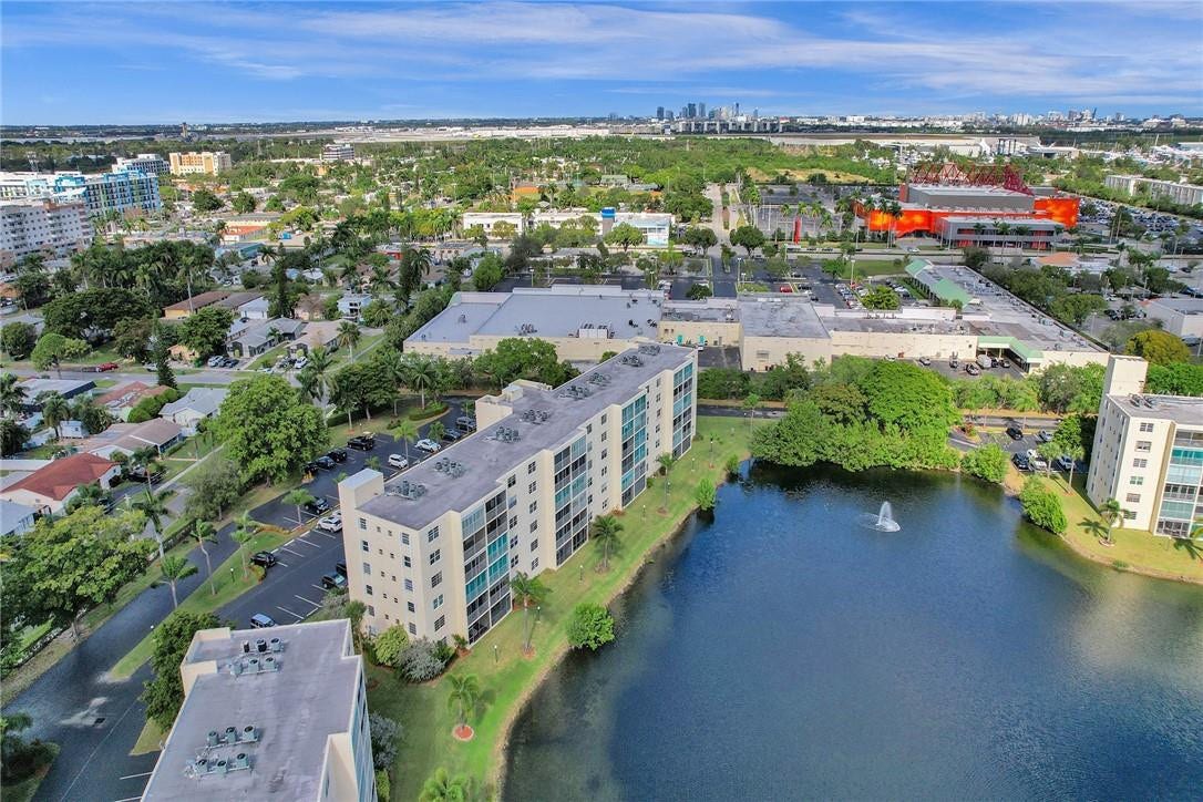 101 SE 3rd Avenue, #506, Dania Beach, FL 33004