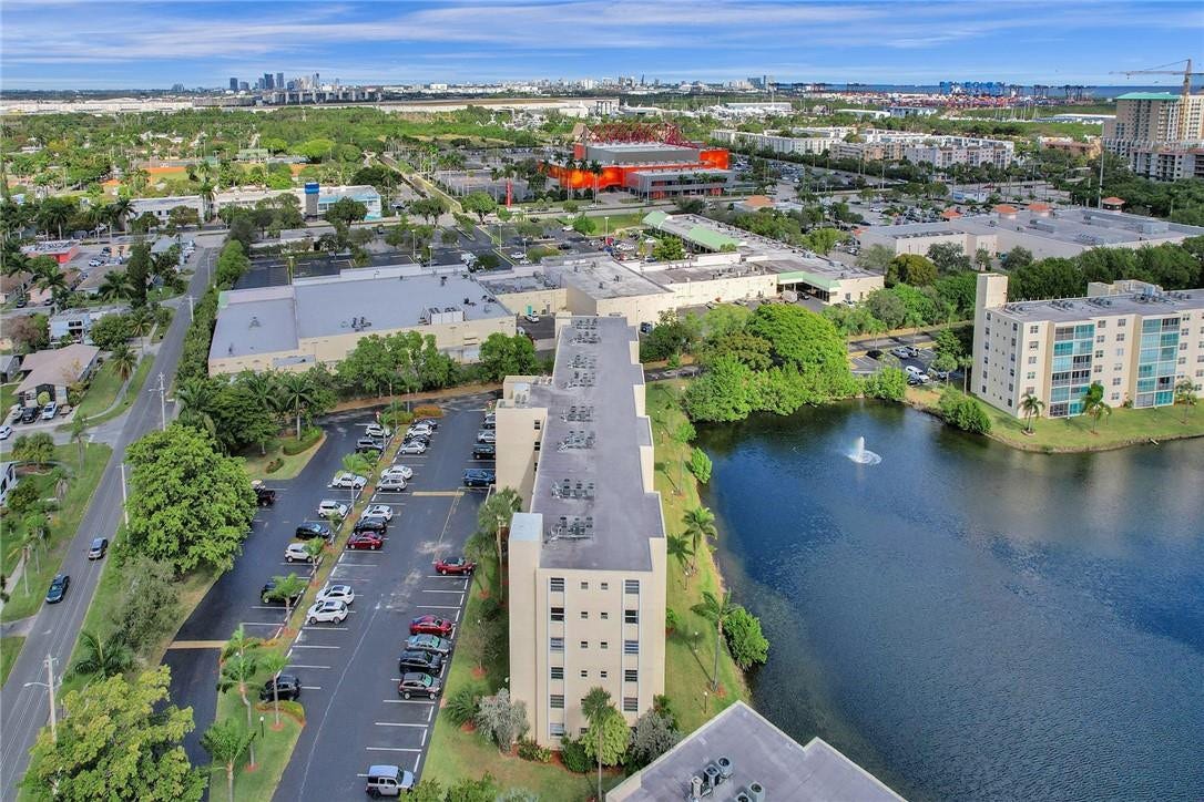 101 SE 3rd Avenue, #506, Dania Beach, FL 33004