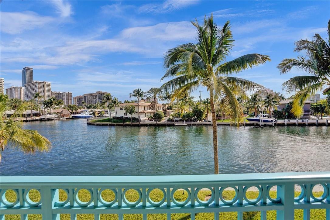 201 Golden Isles Drive, #207, Hallandale Beach, FL 33009 201 Golden Isles Drive, #207, Hallandale Beach, FL 33009