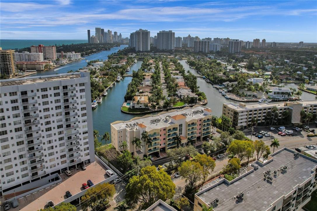 201 Golden Isles Drive, #207, Hallandale Beach, FL 33009 201 Golden Isles Drive, #207, Hallandale Beach, FL 33009