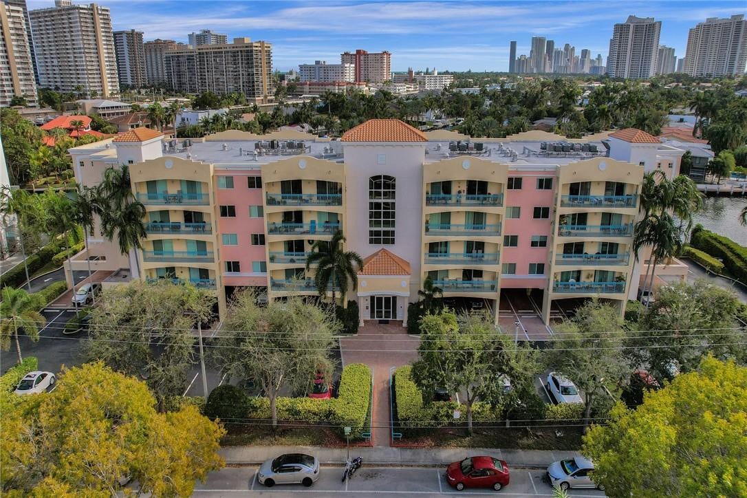 201 Golden Isles Drive, #207, Hallandale Beach, FL 33009 201 Golden Isles Drive, #207, Hallandale Beach, FL 33009