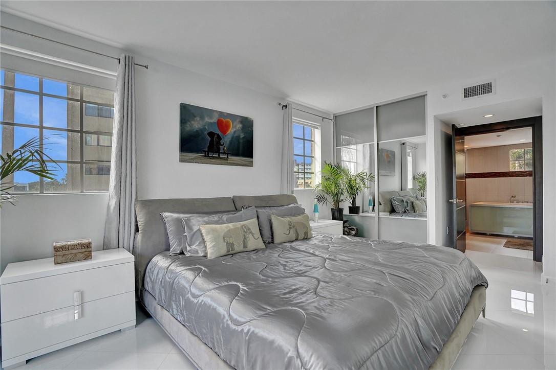 201 Golden Isles Drive, #207, Hallandale Beach, FL 33009 201 Golden Isles Drive, #207, Hallandale Beach, FL 33009