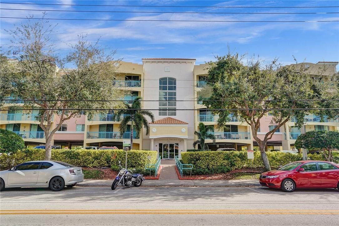 201 Golden Isles Drive, #207, Hallandale Beach, FL 33009 201 Golden Isles Drive, #207, Hallandale Beach, FL 33009