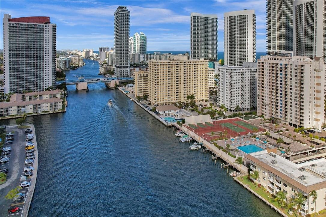 201 Golden Isles Drive, #207, Hallandale Beach, FL 33009 201 Golden Isles Drive, #207, Hallandale Beach, FL 33009