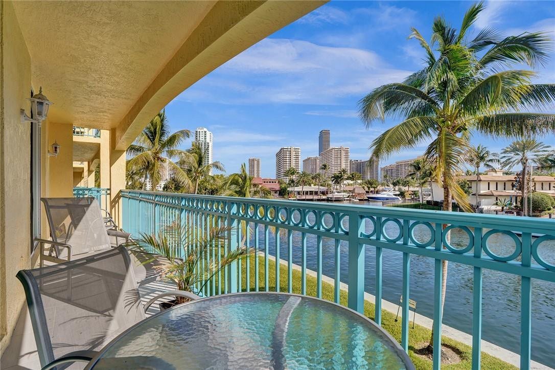 201 Golden Isles Drive, #207, Hallandale Beach, FL 33009 201 Golden Isles Drive, #207, Hallandale Beach, FL 33009