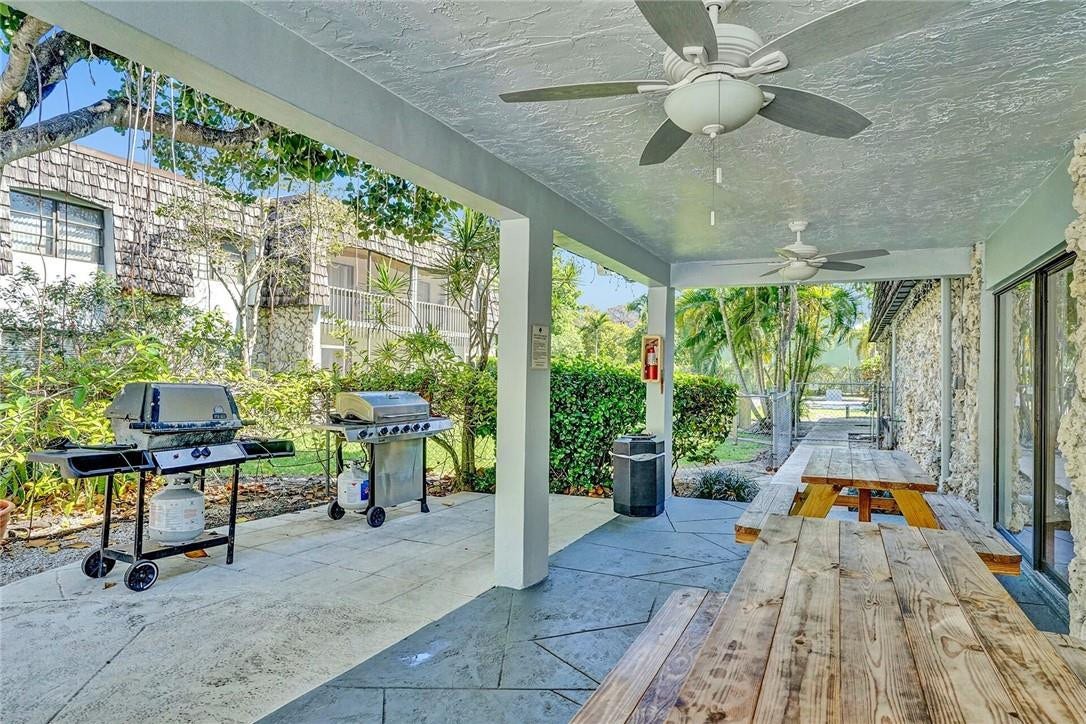3111 Oakland Shores Drive, #F-206, Oakland Park, FL 33309 Photo 24