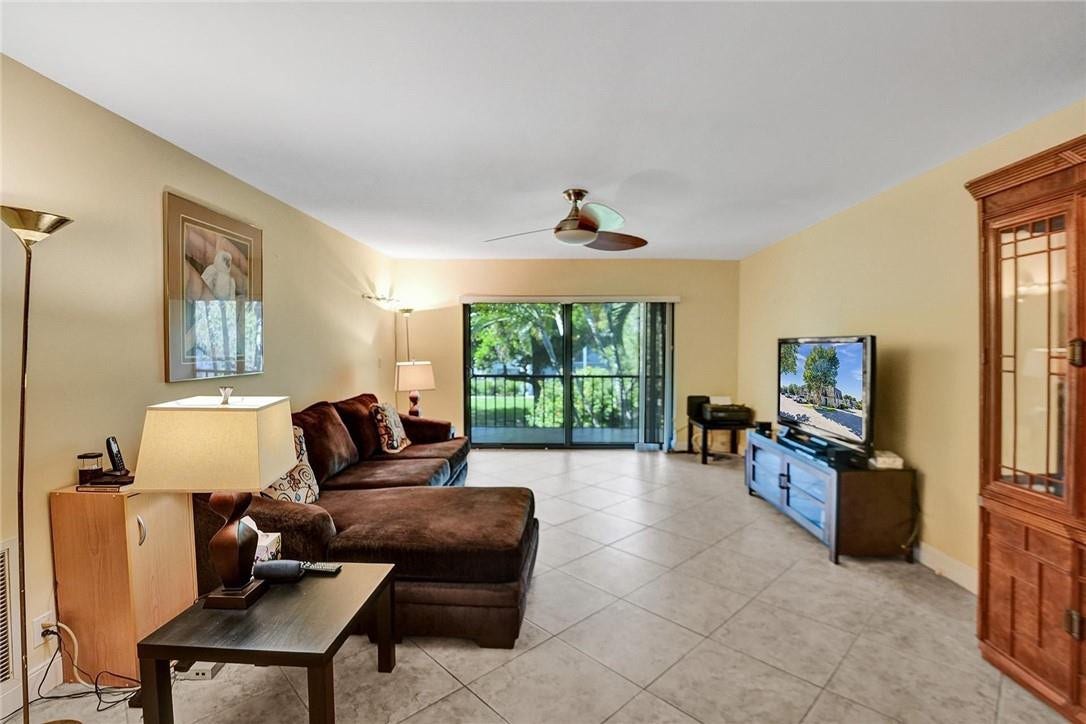 3111 Oakland Shores Drive, #F-206, Oakland Park, FL 33309 Photo 6
