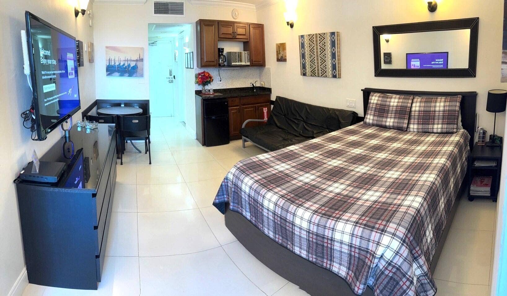 4040 Galt Ocean Drive, #805, Fort Lauderdale, FL 33308 803 LIVING5 (2)