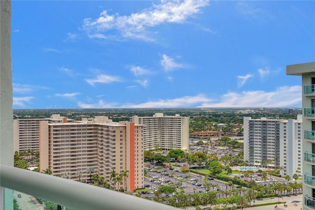 The balcony view facing east gives you intracoastal views and pretty city light views at night.