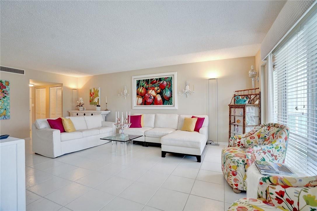 This apartment has a very tropical, island feeling vibe.
