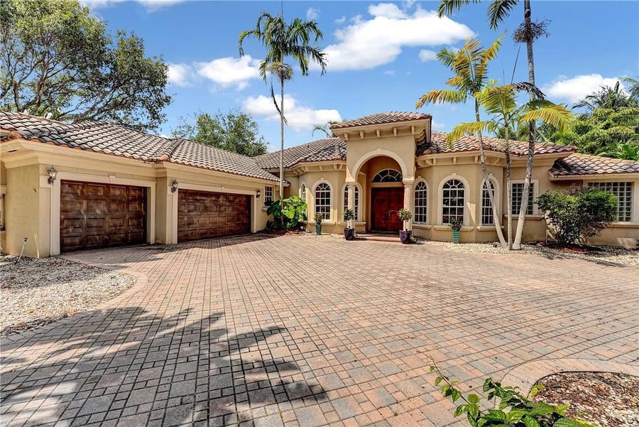 Property photo for 2220 Lazy Lane, Lazy Lake, FL