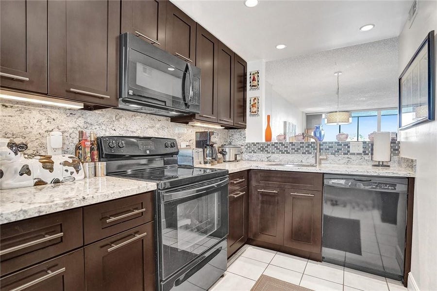 Property photo for 111 Royal Park Drive, #3D, Oakland Park, FL