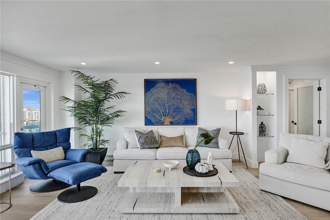 South beach meets Malibu coastal beach chic.