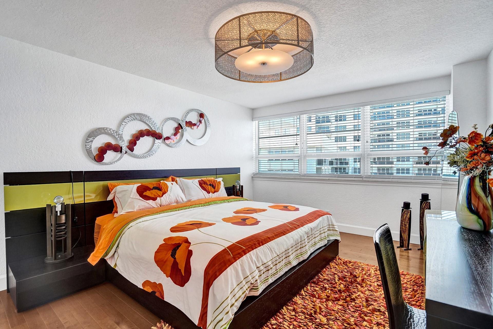 Guest bedroom