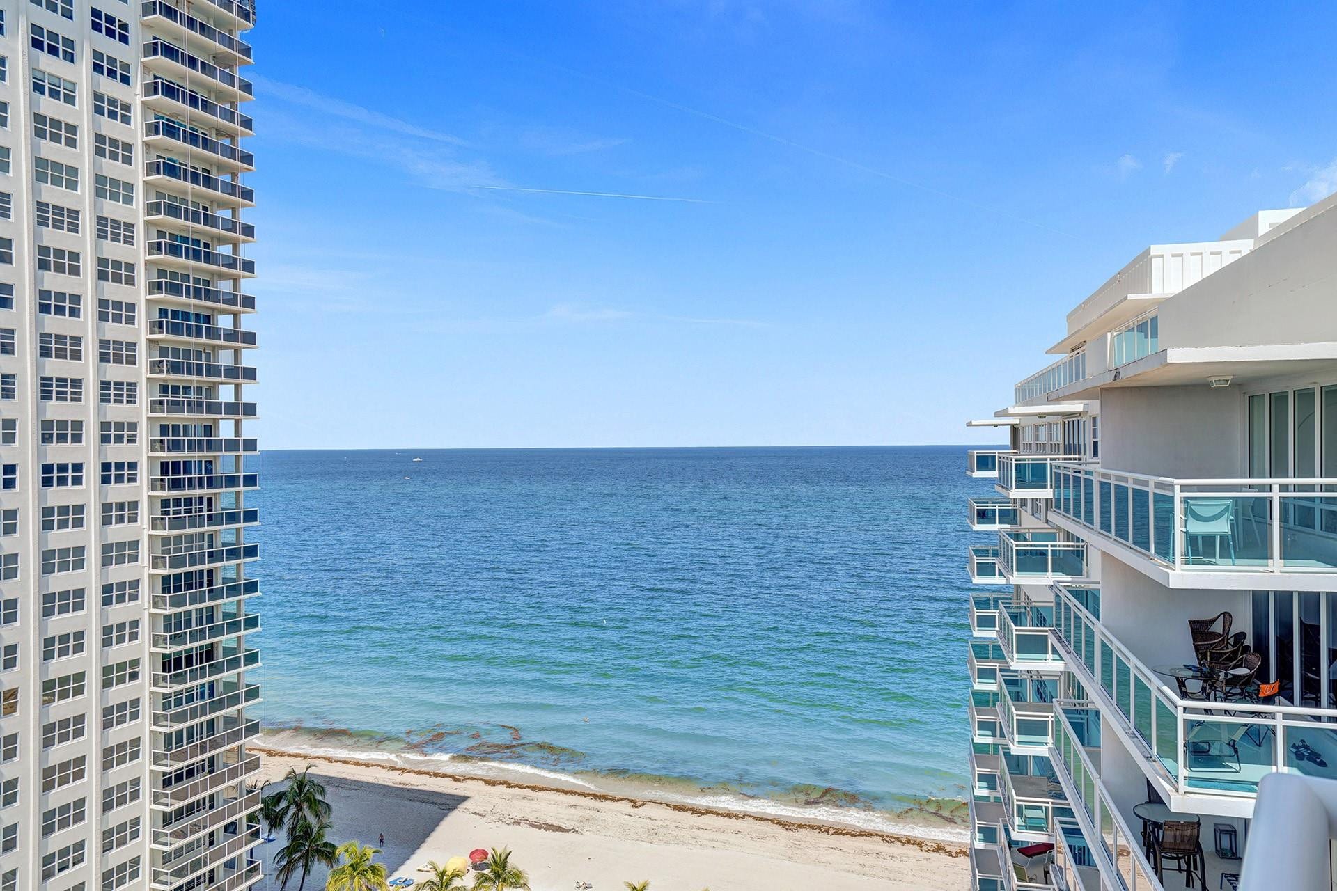 Amazing ocean view from the large balcony