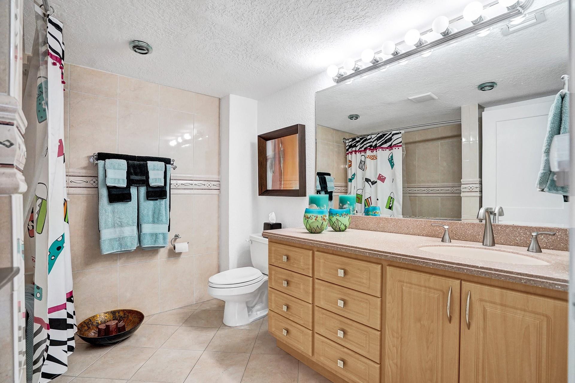Main Bathroom