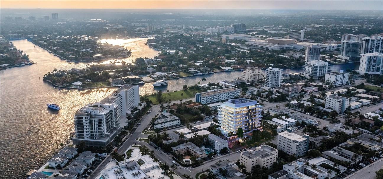 527 Orton Avenue, #302B, Fort Lauderdale, FL 33304 527 Orton Avenue, #302B, Fort Lauderdale, FL 33304