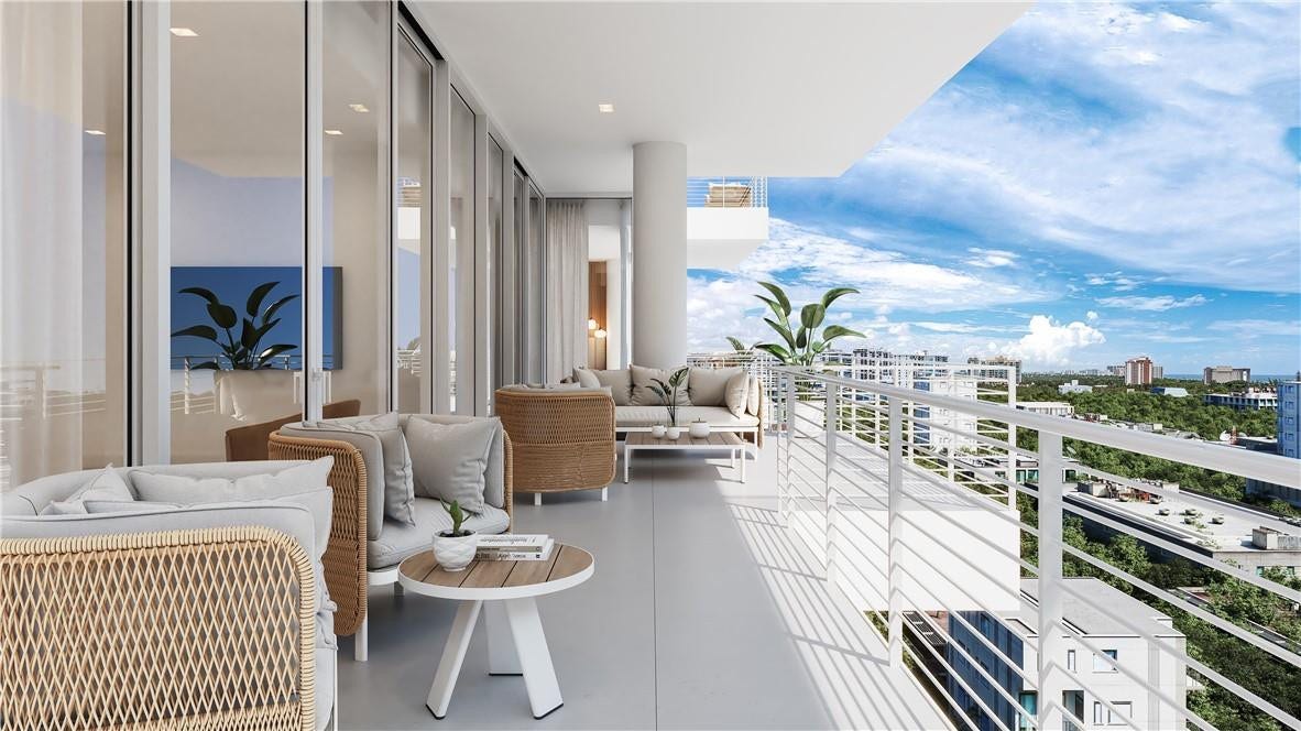 527 Orton Avenue, #302B, Fort Lauderdale, FL 33304 527 Orton Avenue, #302B, Fort Lauderdale, FL 33304